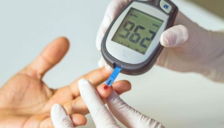 Bolnavii de diabet vor beneficia de sisteme de monitorizare a glicemiei decontate