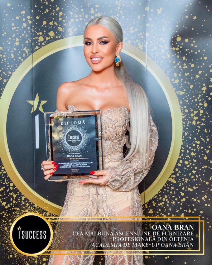 Oana Bran a primit premiul pentru Cea mai bună ascensiune de furnizare profesională din Oltenia – Academia de make-up Oana Bran